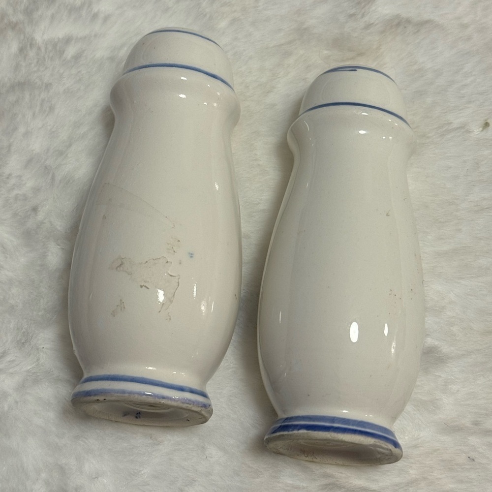 Vintage Salt & Pepper Shaker Pair Washington DC Tourist Souvenir Set MCM Unique - Picture 6 of 9